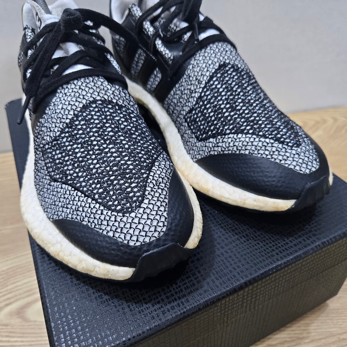 260 아디다스 x Y3 퓨어부스트 오레오 상품이미지5