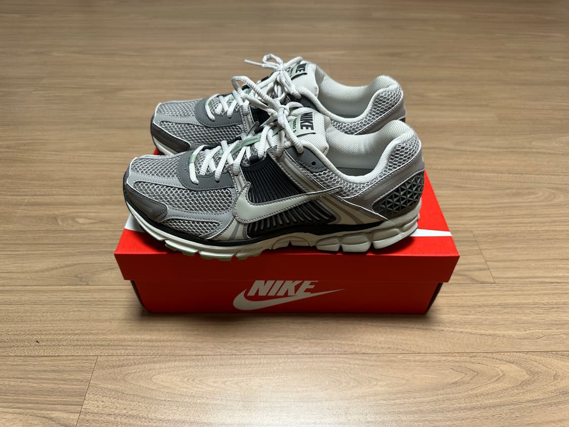 (W) 290 나이키 줌 보메로 5 코블스톤 앤 플랫 퓨터 상품이미지2