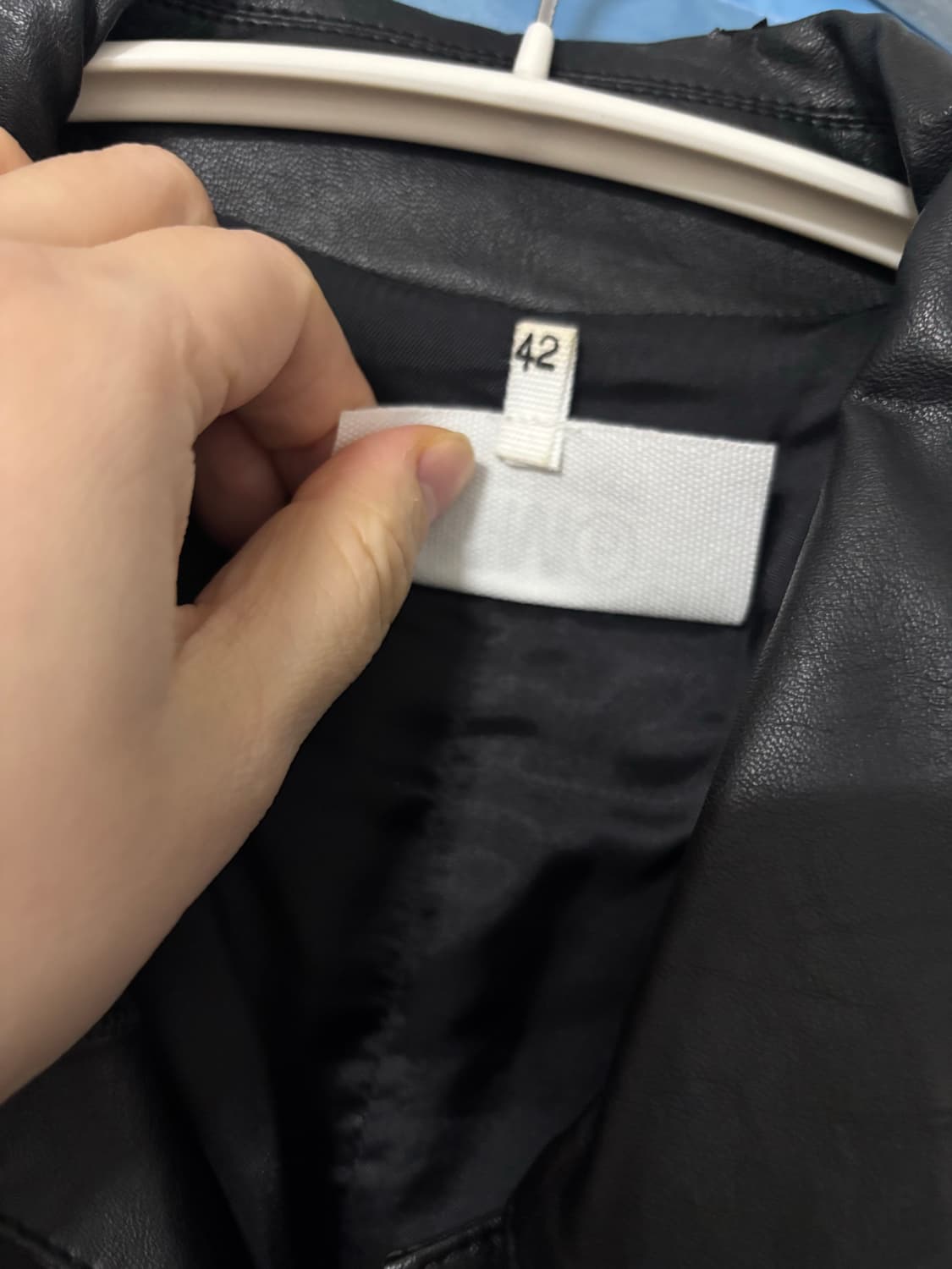 mm6 레더자켓 상품이미지3