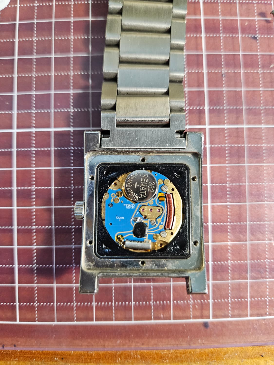 구찌 7700m 스퀘어 24mm(러그20mm) 쿼츠 시계 상품이미지6