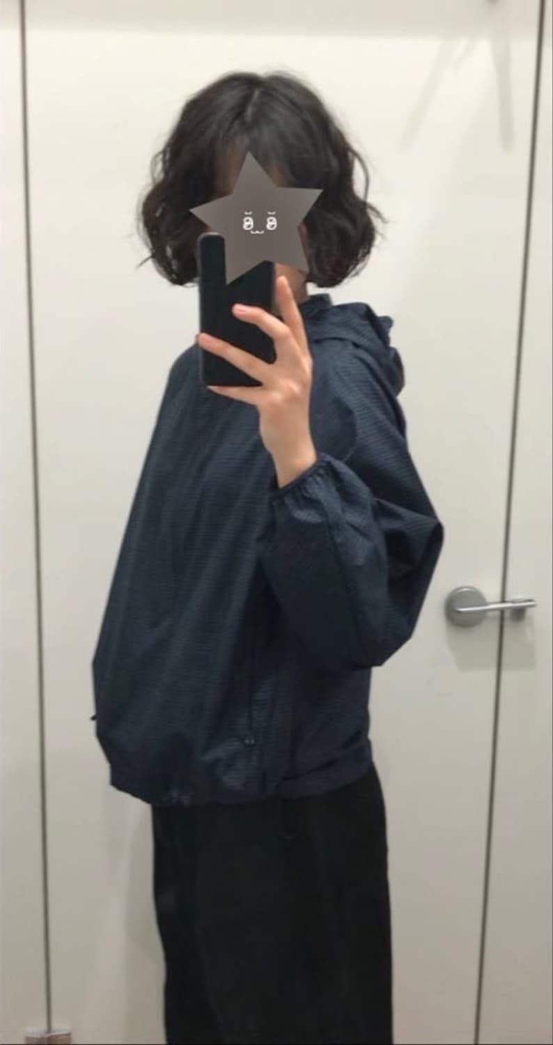 유니클로 포켓터블 UV 프로텍션 파카 패턴 네이비 상품이미지1