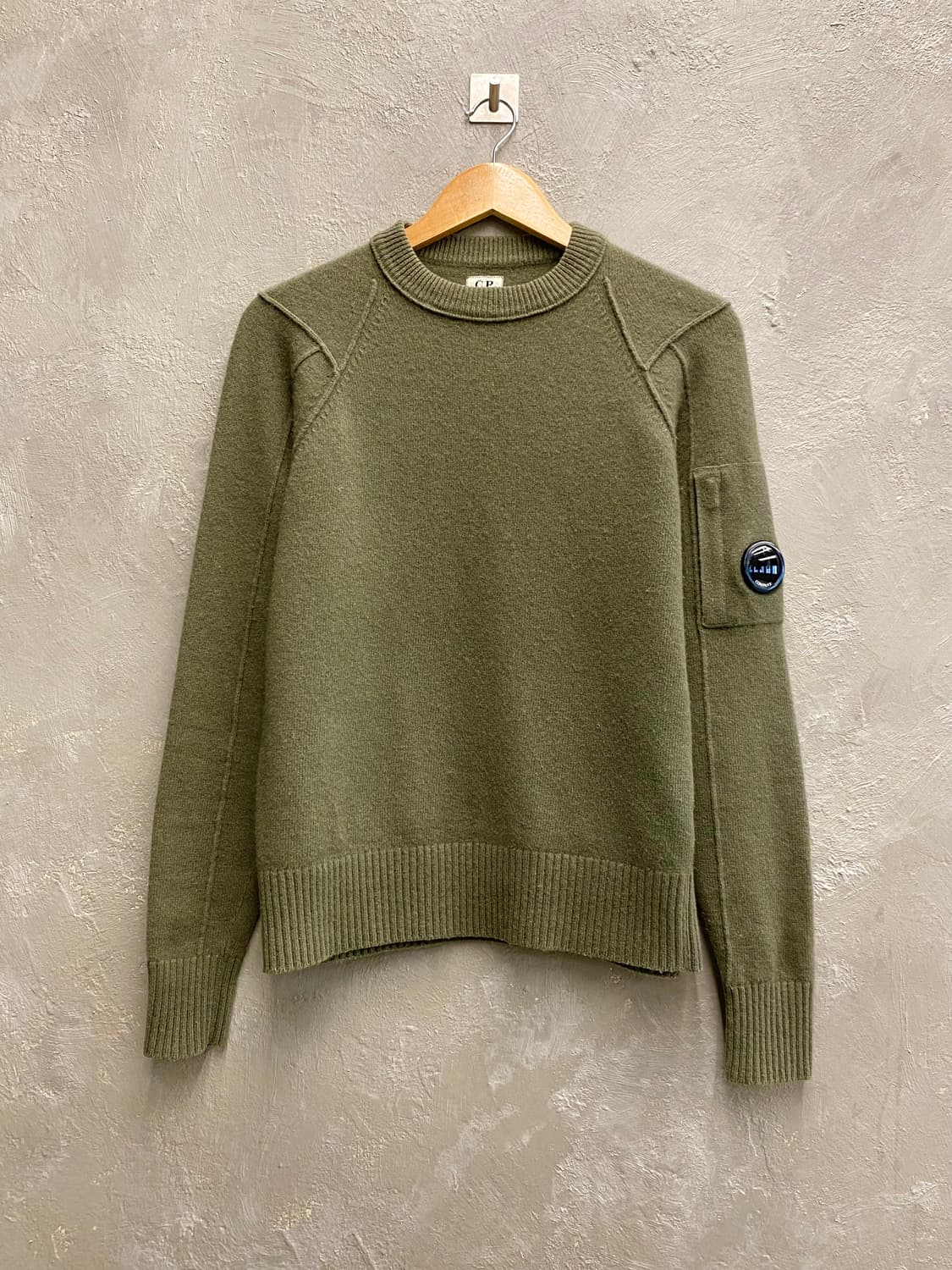 [46] C.P Company 씨피컴퍼니 올리브 그린 울 니트 상품이미지1