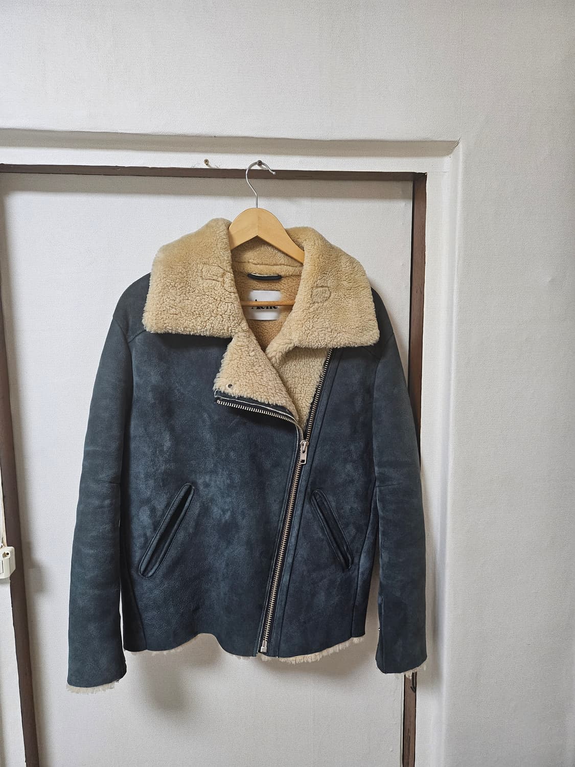 아크네 스튜디오 무스탕자켓 95 상품이미지1