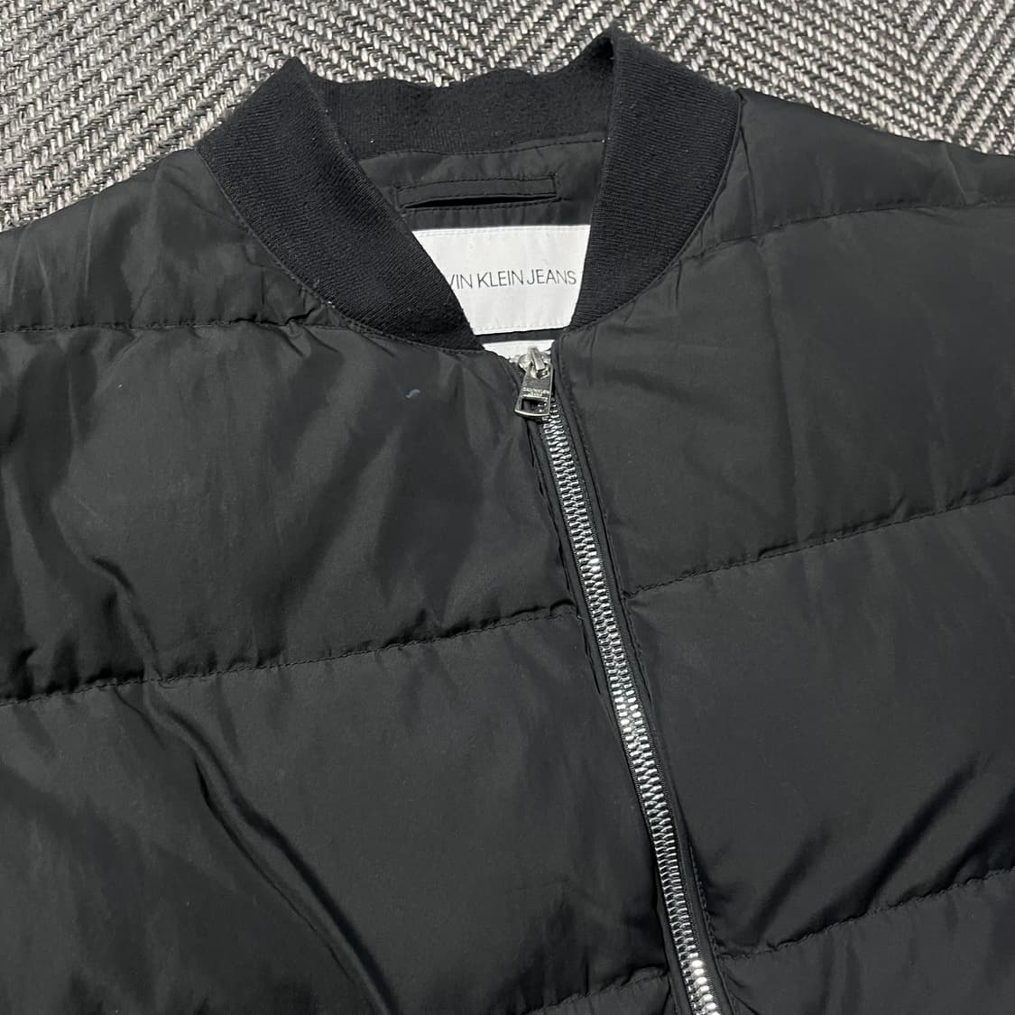 CALVIN KLEIN JEANS 캘빈클라인 다운 패딩 자켓 상품이미지3
