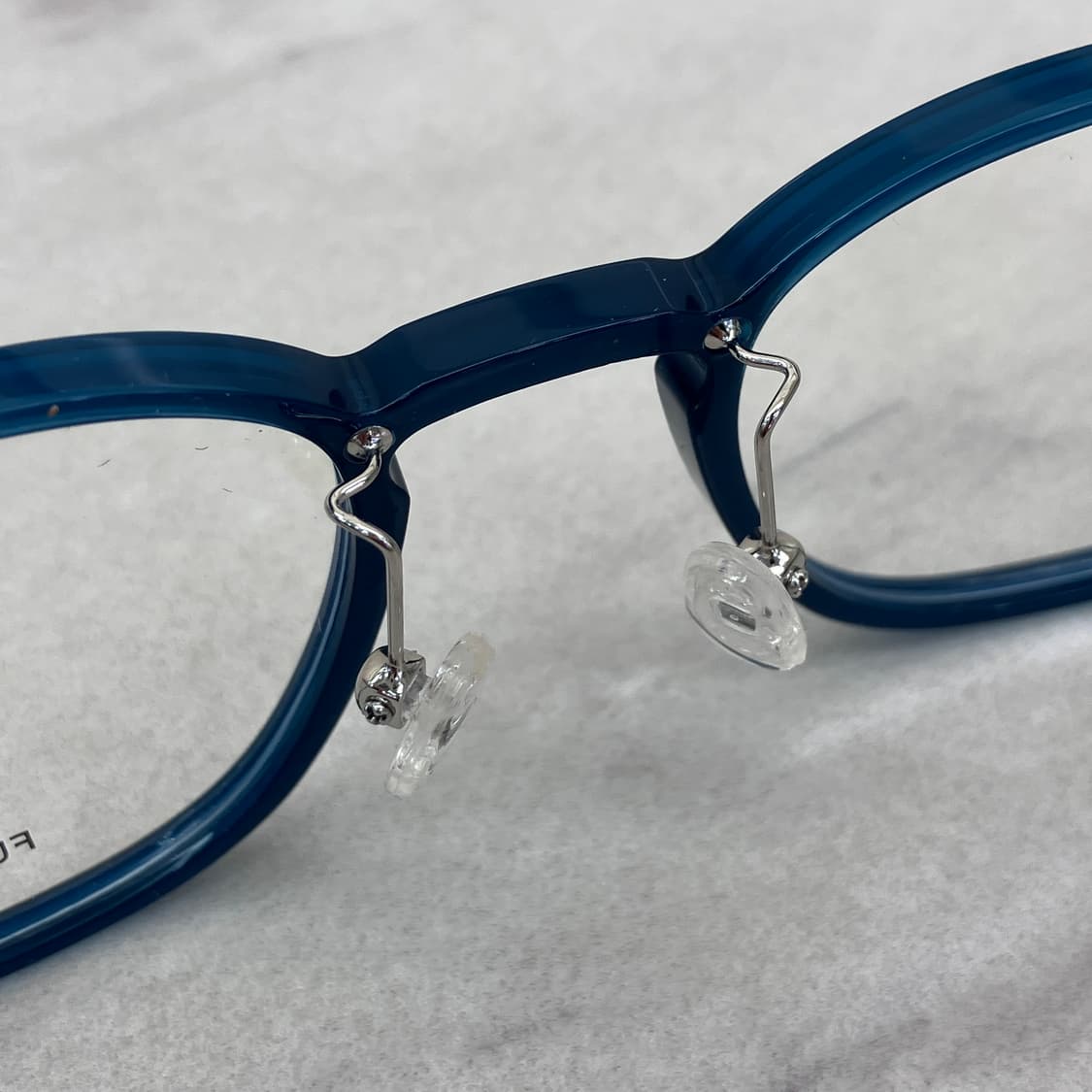 C62 FUSSET 블루 웰링턴 콤비 뿔테 안경 상품이미지4