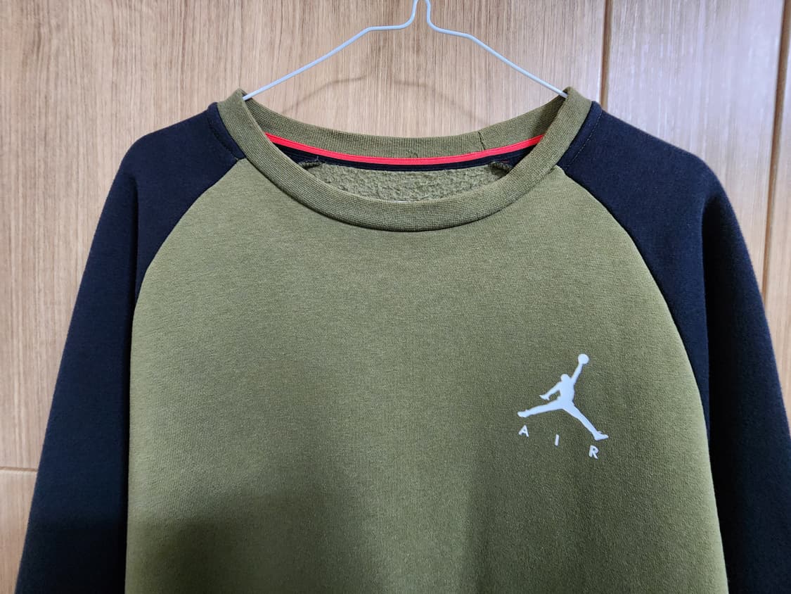 (M)나이키 조던 맨투맨 상품이미지2