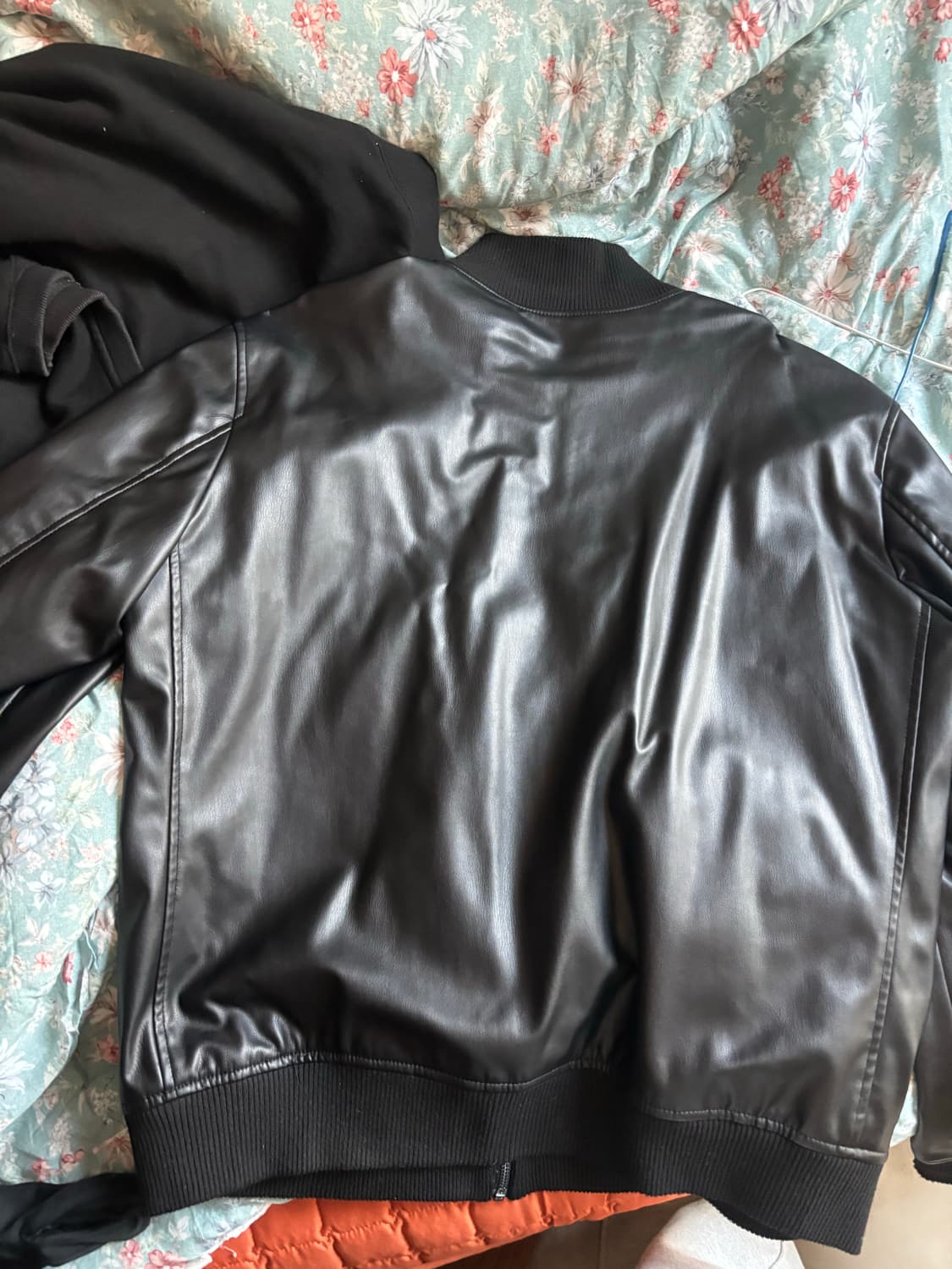 ZARA 가죽자켓 상품이미지2