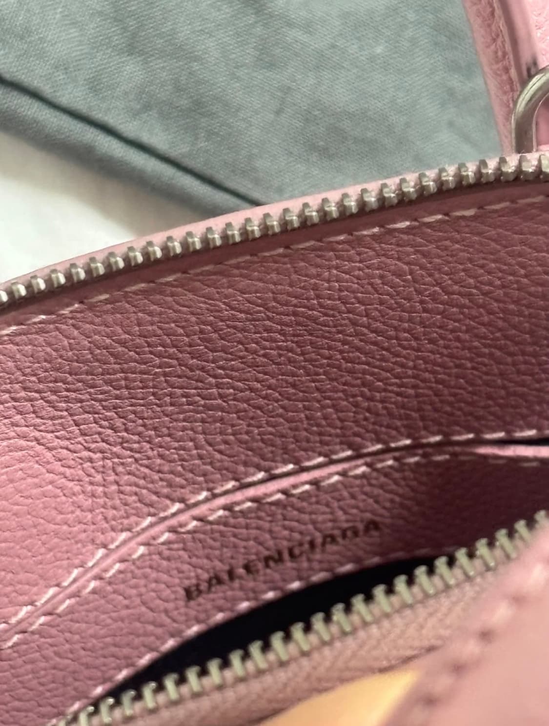 정품 발렌시아가 빌탑 핸드백 핑크 급처 상품이미지3