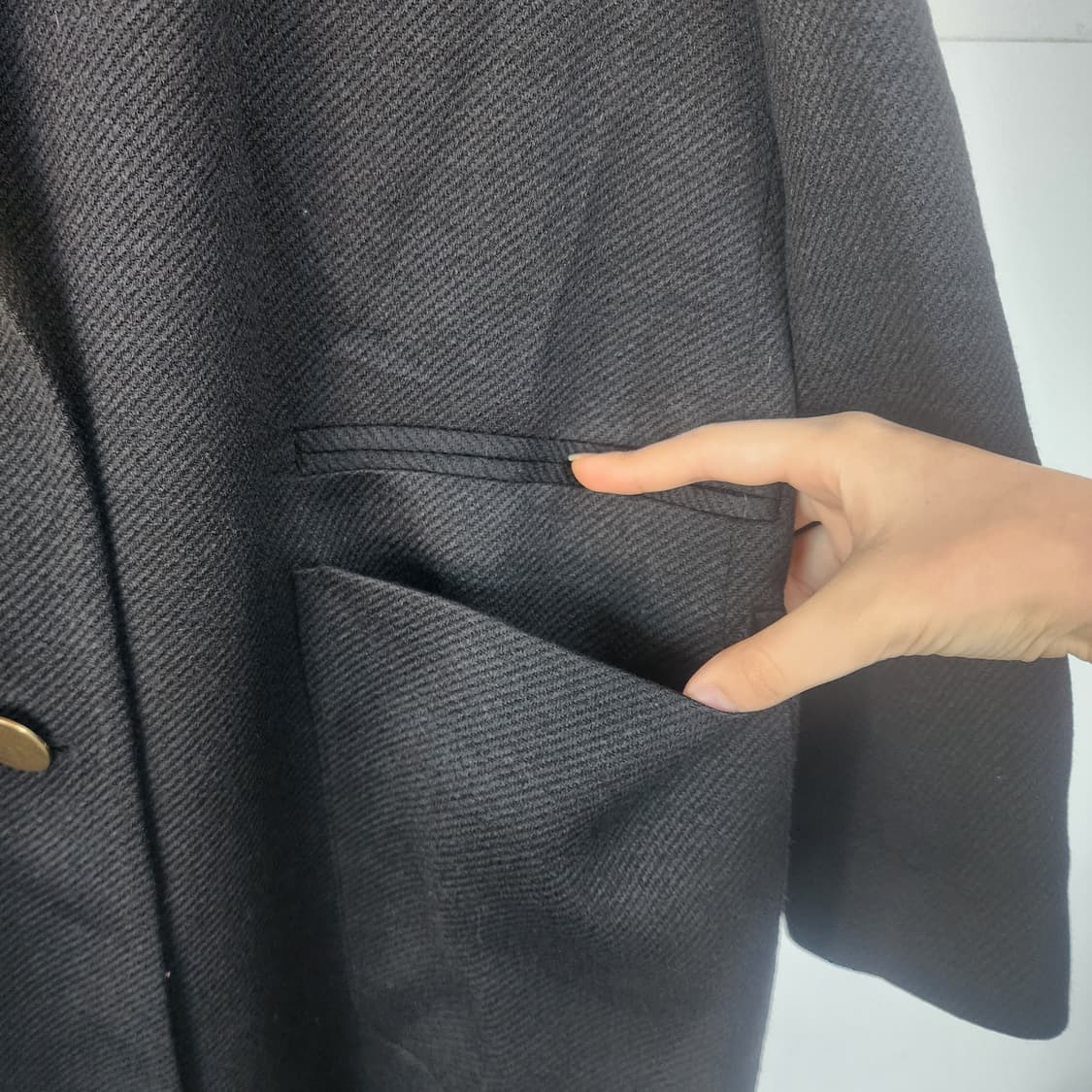 maje 마쥬 블랙 금장 버튼 코트 상품이미지5