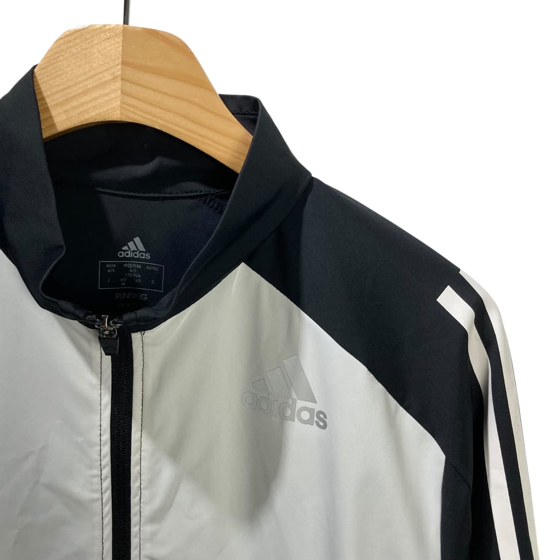 아디다스 사이드라인 배색 바람막이 상품이미지3
