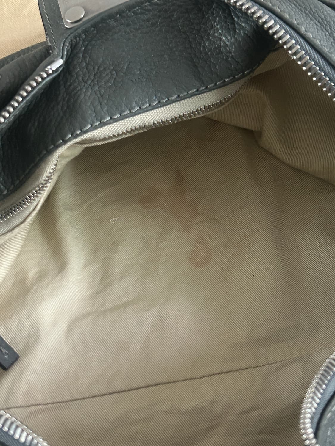 끌로에 빈티지 패딩턴백 카키그레이 라지사이즈 상품이미지4