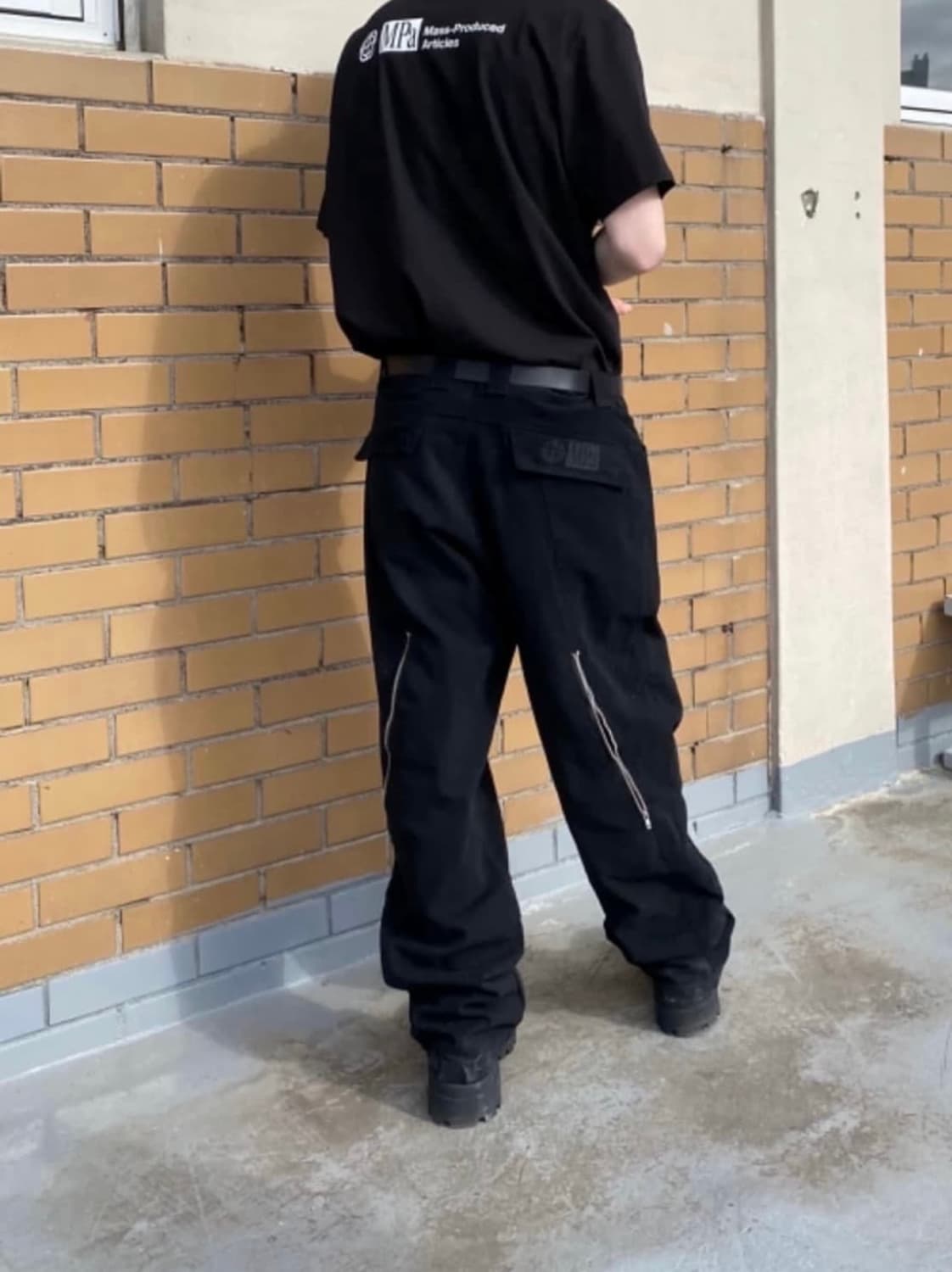 플라스틱프로덕트 웨이브 지퍼 팬츠  상품이미지1