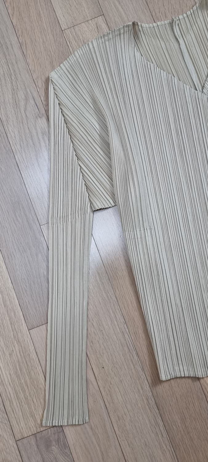 이세이미야케 플리츠플리스 가디건 3size _ 여성 상품이미지3