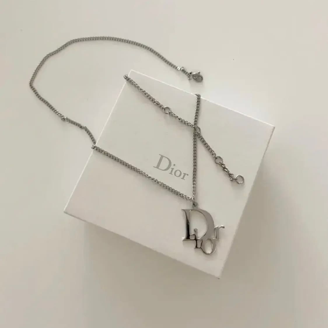 정품 빈티지 디올 로고 목걸이 상품이미지1