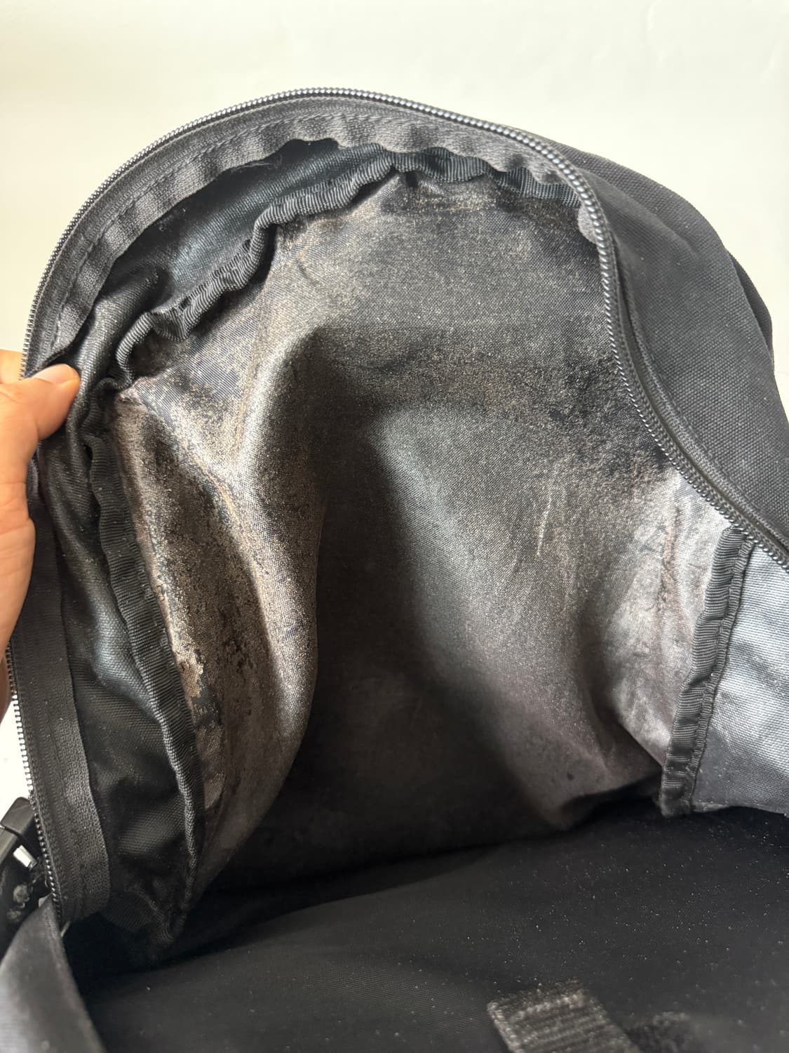 이스트팩(EASTPAK) 백팩(안감 코팅 사용감) 상품이미지8