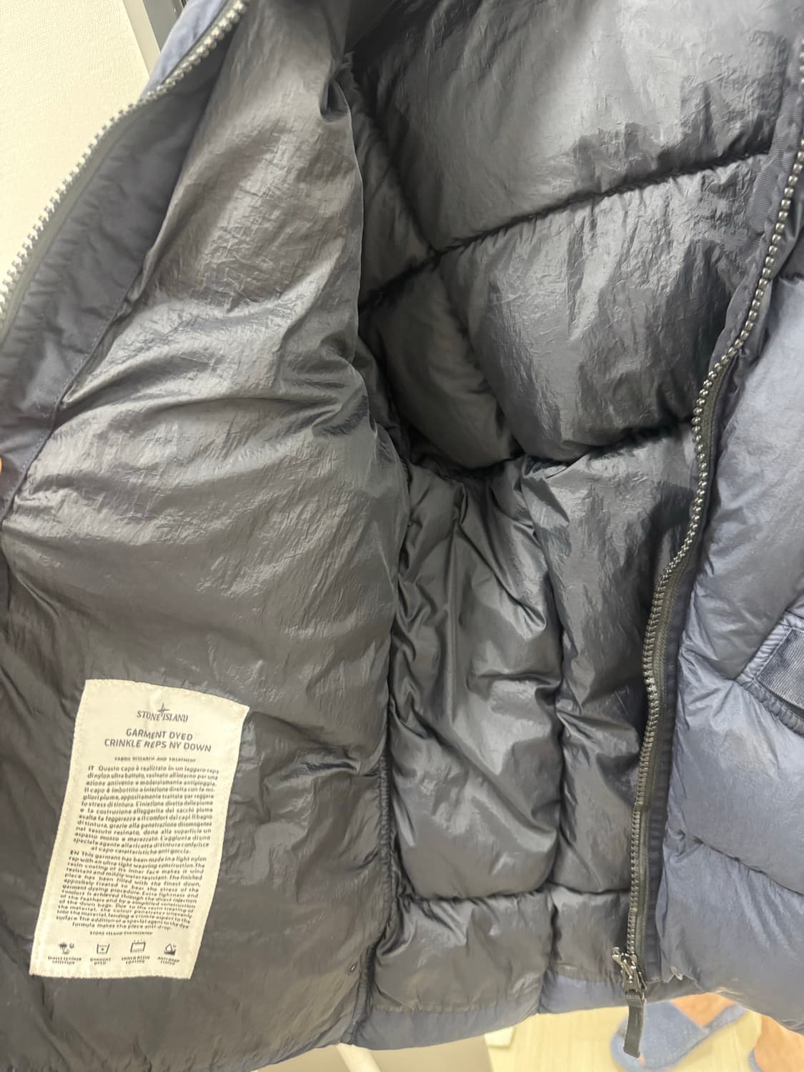 [ M ] 스톤아일랜드 크링클랩스 패딩 네이비 상품이미지3