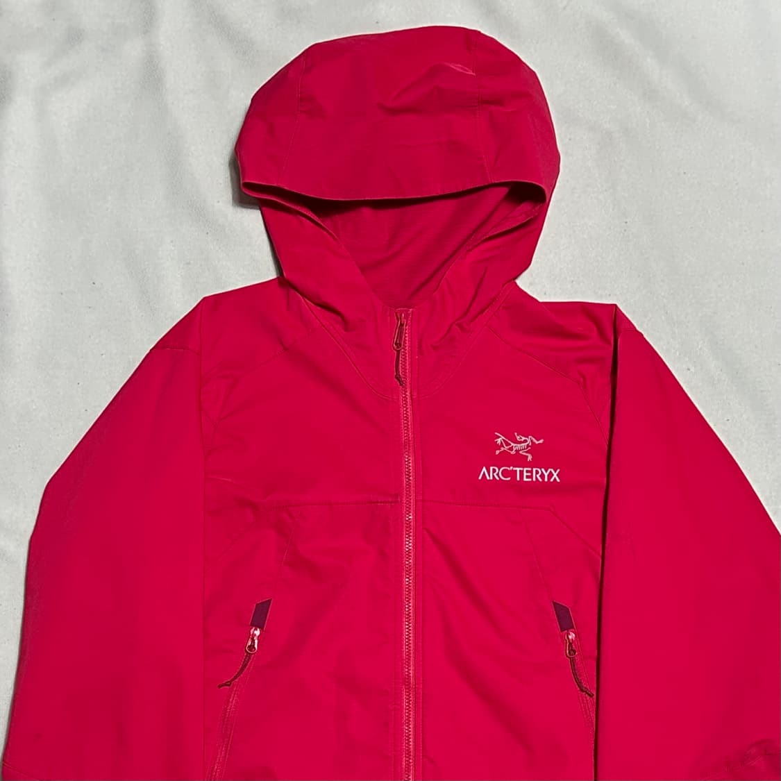 S 아크테릭스 여성용 스쿼미시 라이트 핑크 바람막이 상품이미지1