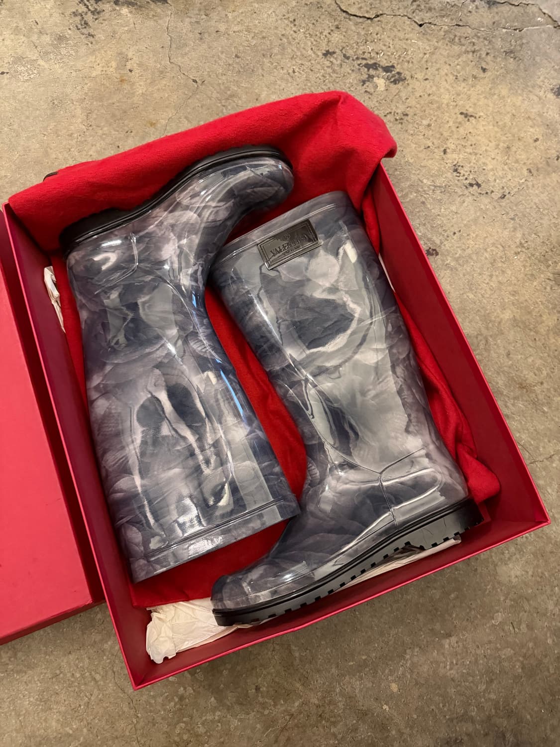 발렌티노 로즈 패턴 레인 부츠  상품이미지2