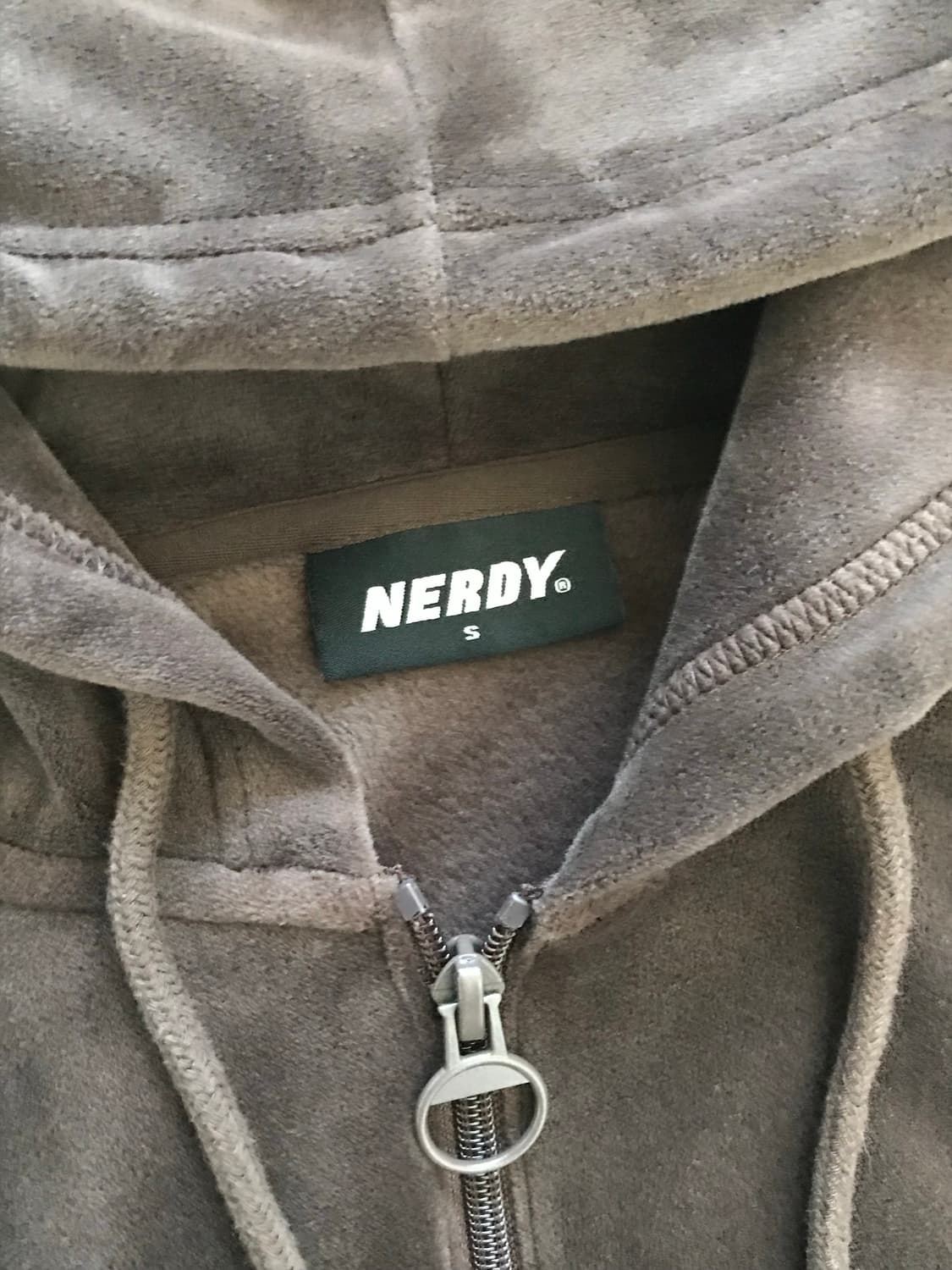 널디 스펠아웃 벨벳 나그랑 투웨이 후드집업 상품이미지7