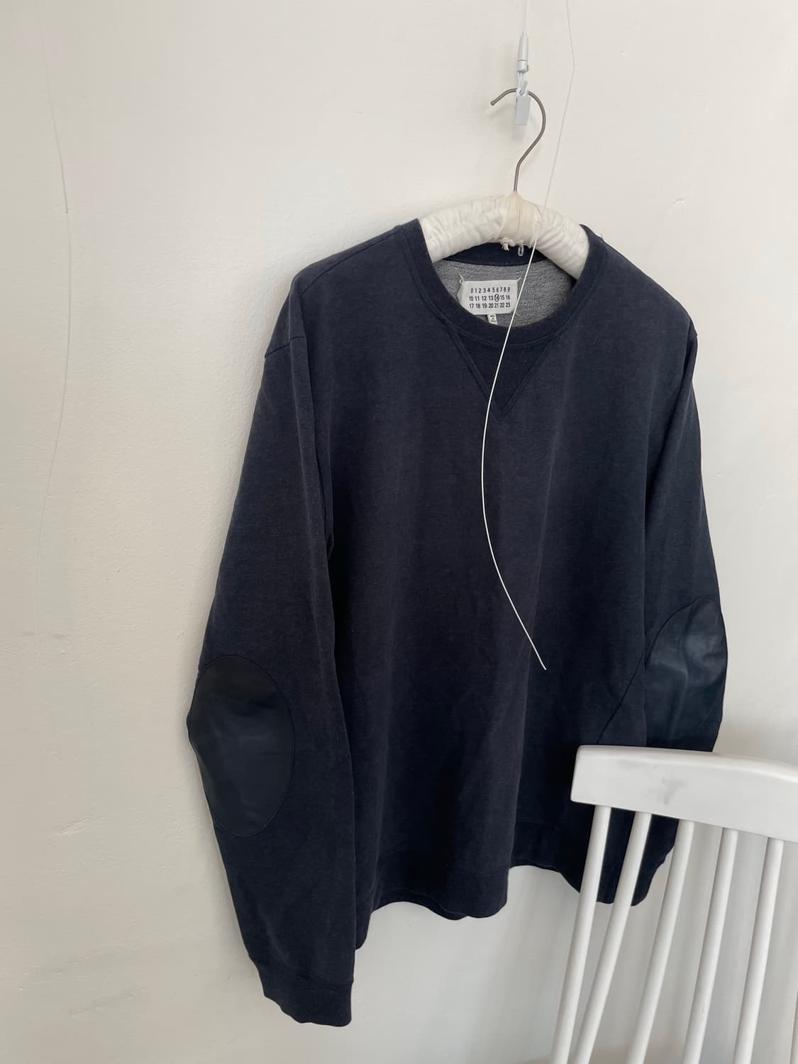 sweatshirts 상품이미지1