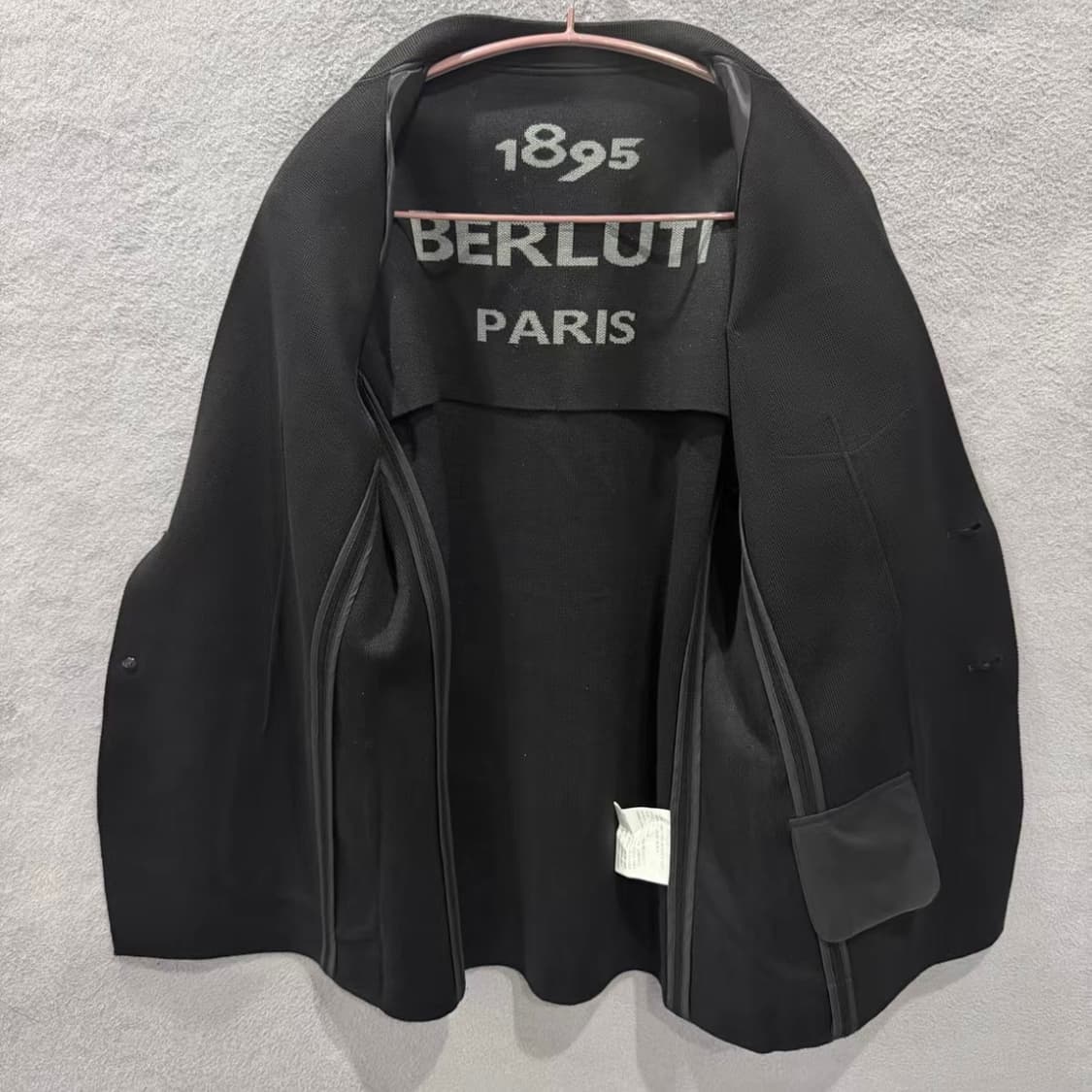 벨루티 1895 파리 블랙 니트 테일러드 블레이저 (48) 상품이미지3