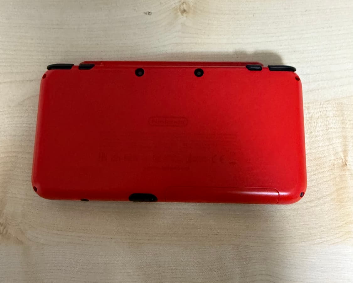 닌텐도 2DS XL 몬스터볼 에디션  상품이미지3