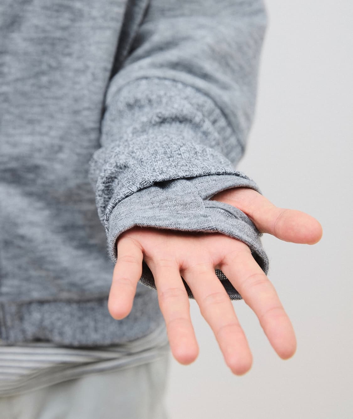 5사이즈) 해칭룸 더블 슬리브 트랙 가디건 상품이미지3