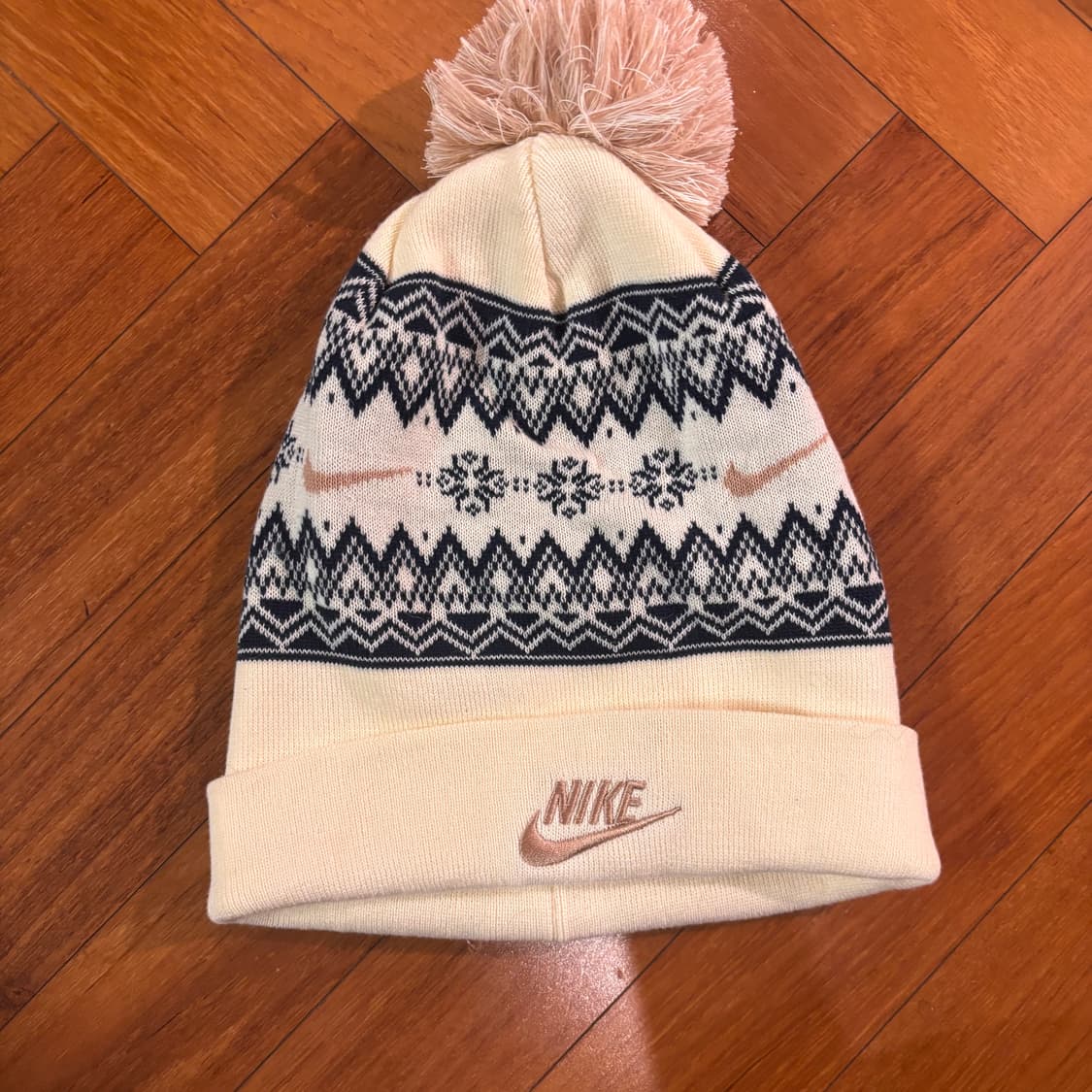 새상품 나이키 비니 아이보리 상품이미지1