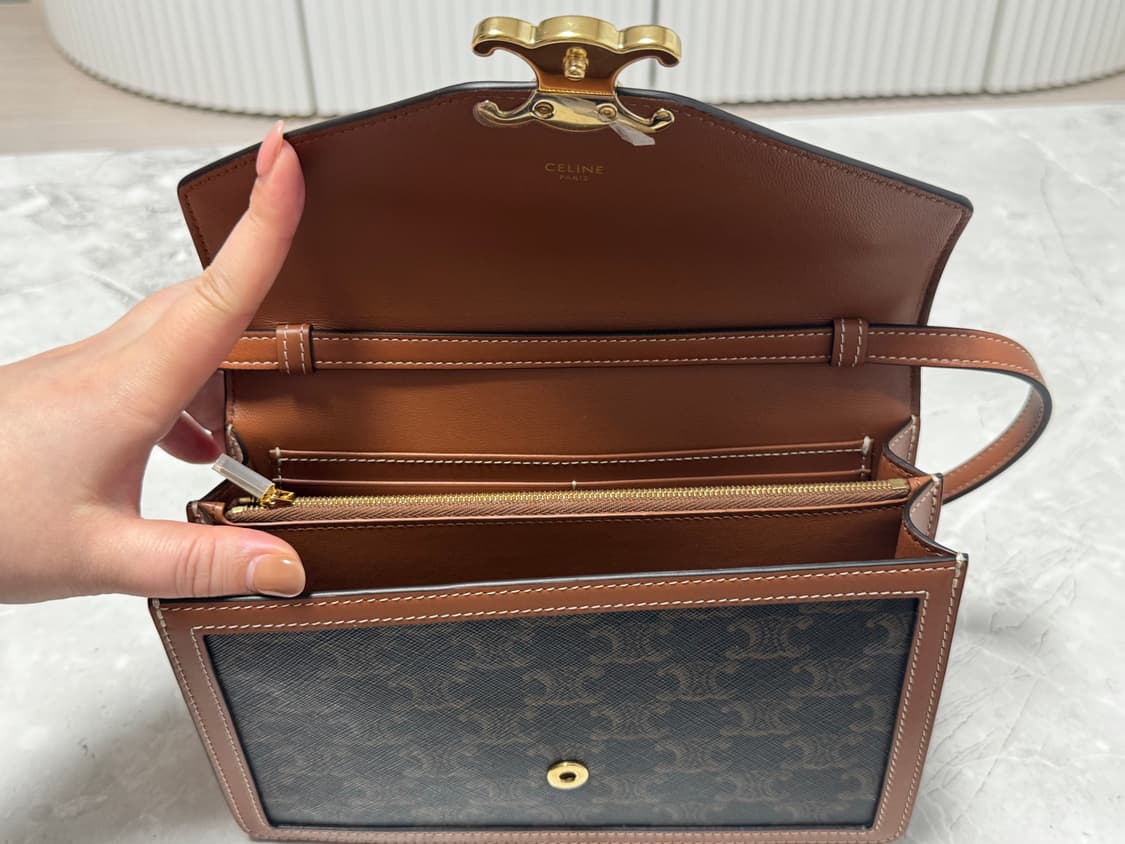 셀린느 엔벨로프 트리옹프 탠 상품이미지10