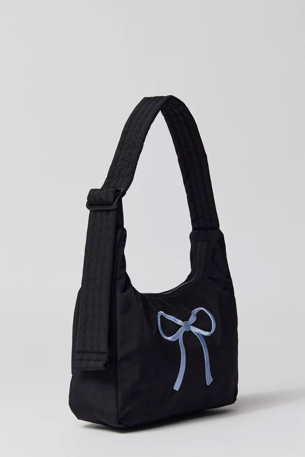 Baggu X 어반아웃피터스 바꾸 바쿠 파우더 블루 리본 숄더백 새상품 상품이미지5