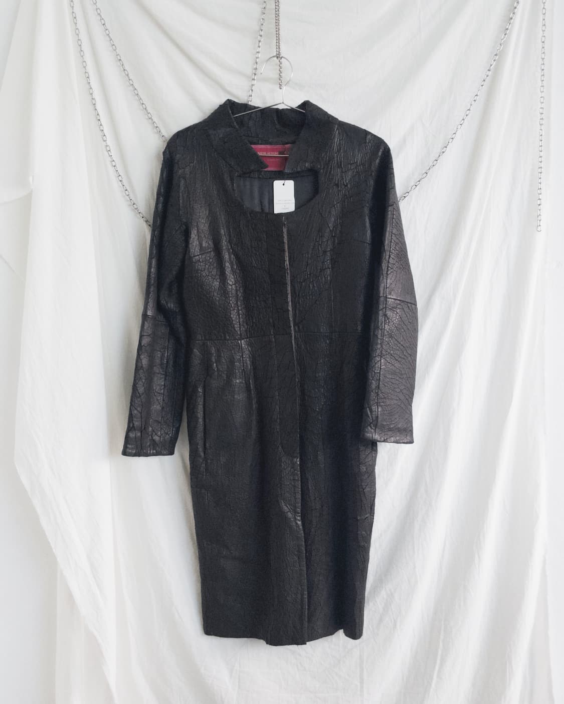 HAUTE 크랙레더 램스킨 아티저널 롱코트 상품이미지4