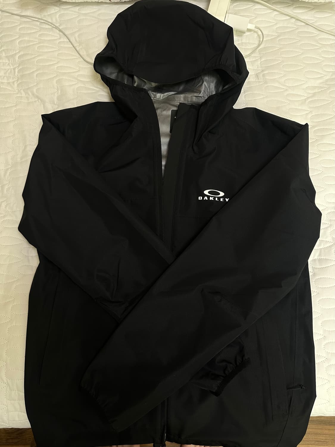 오클리 엘리먼츠 바람막이 상품이미지2