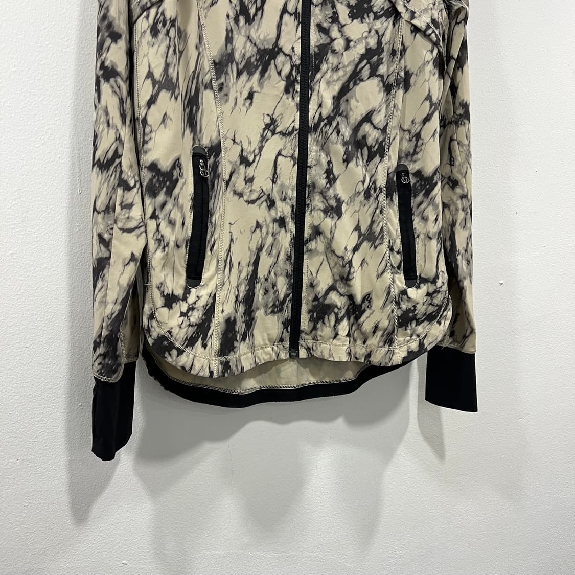 lululemon 룰루레몬 점퍼 상품이미지3