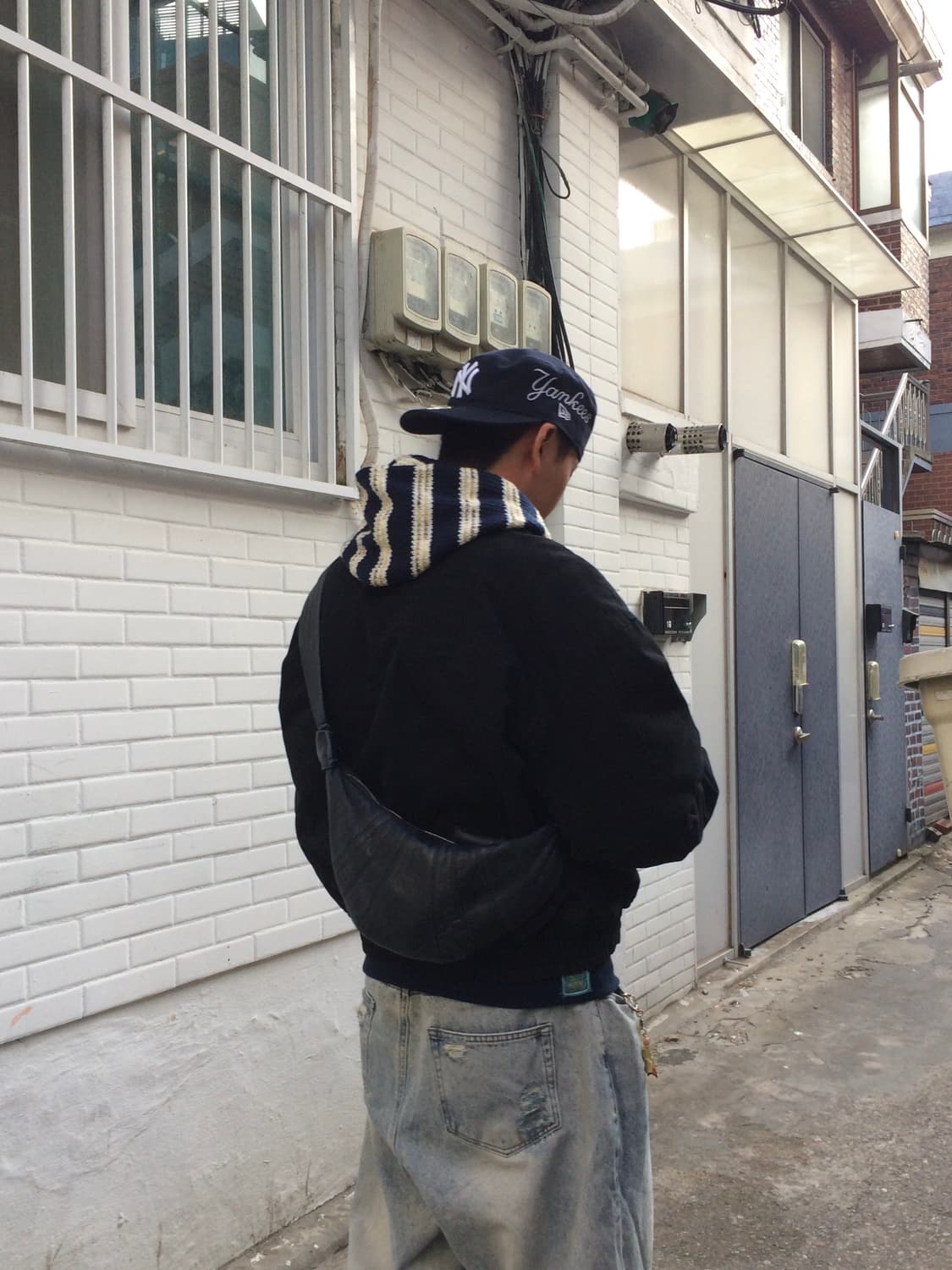 [00] 카락터 Multi Striped Knit Hoodie/Navy 상품이미지1