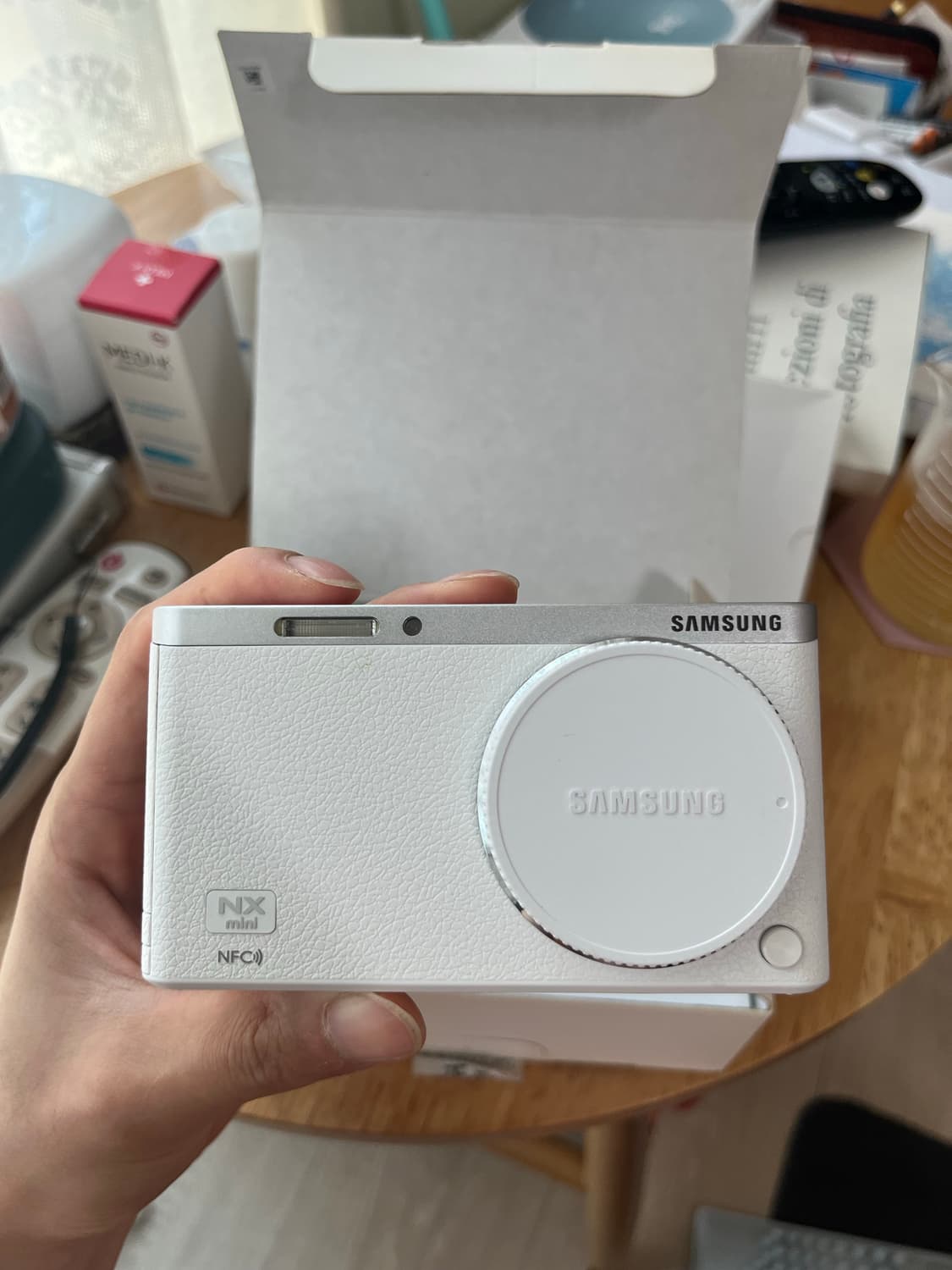삼성 NX mini 미러리스 카메라 화이트 상품이미지4