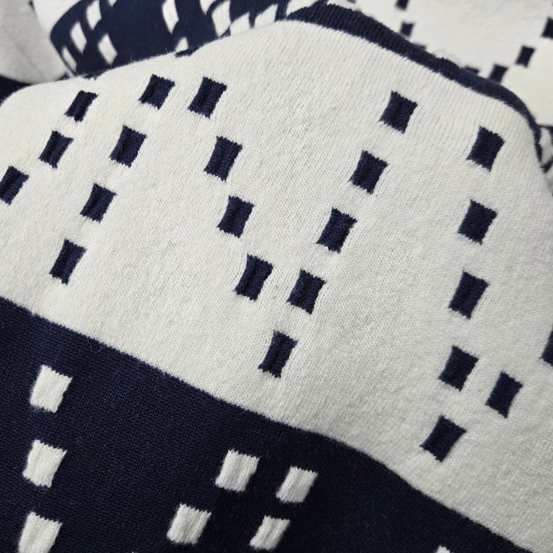 루이비통 청키 금장 니트 XS 상품이미지6