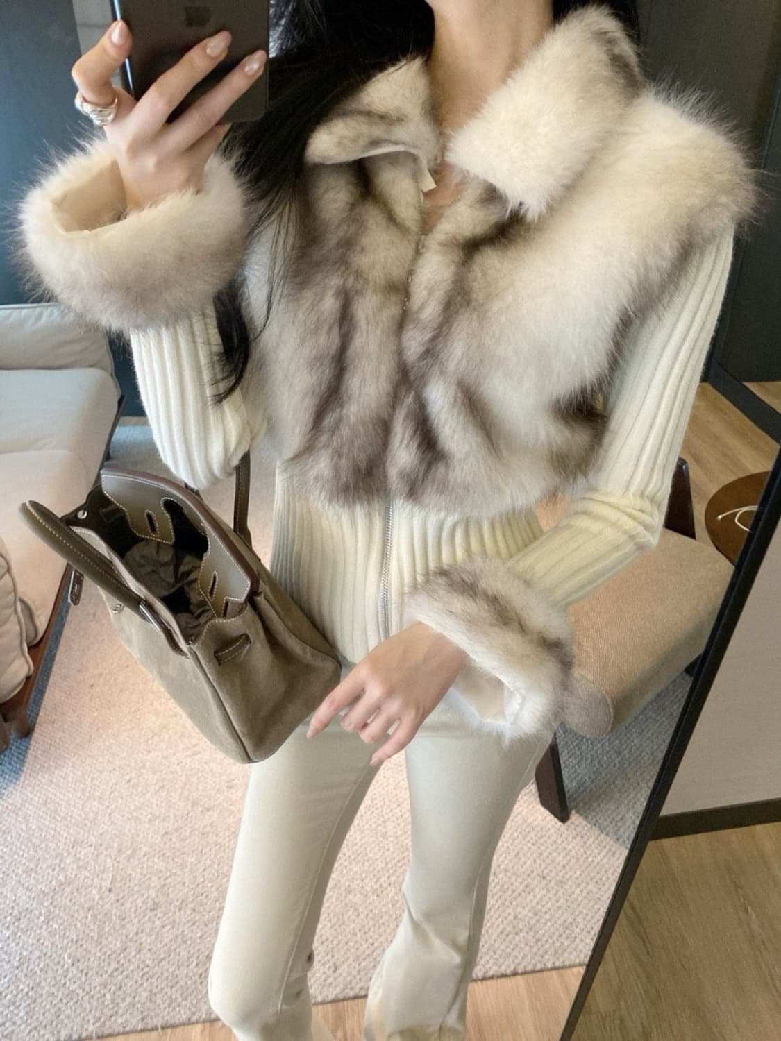 26SS 셀린느 트리밍니트집업 상품이미지2