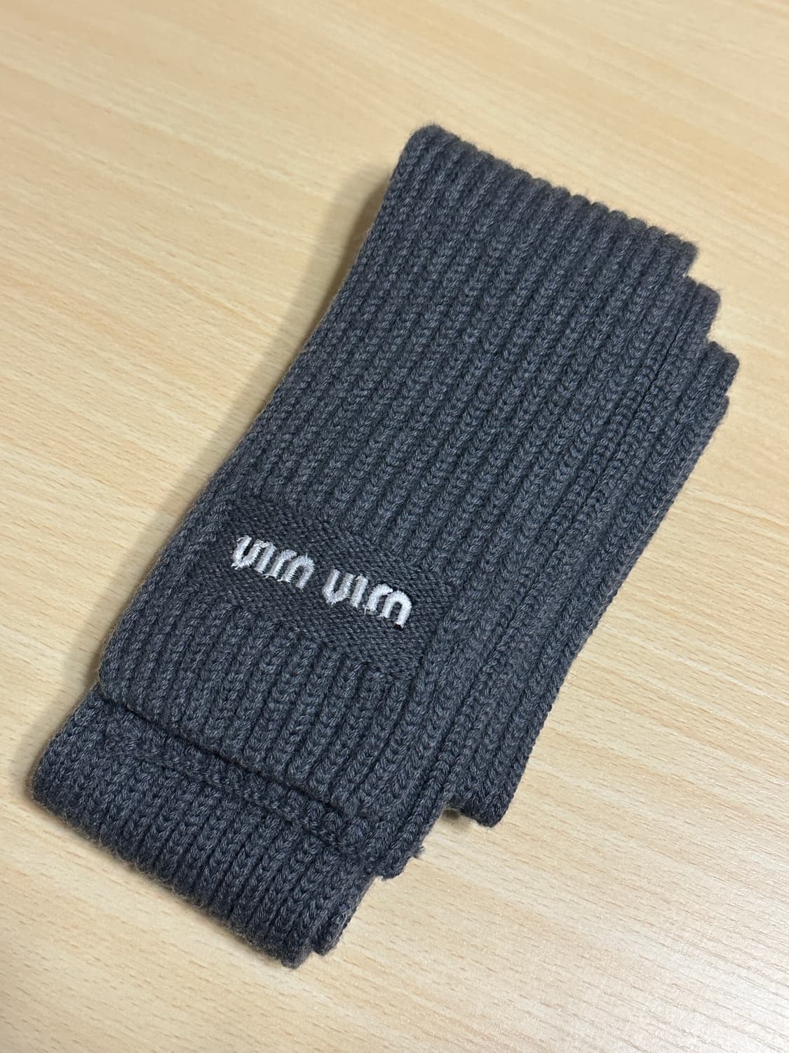 Miu Miu  미우미우 울 머플러 Grey  상품이미지1