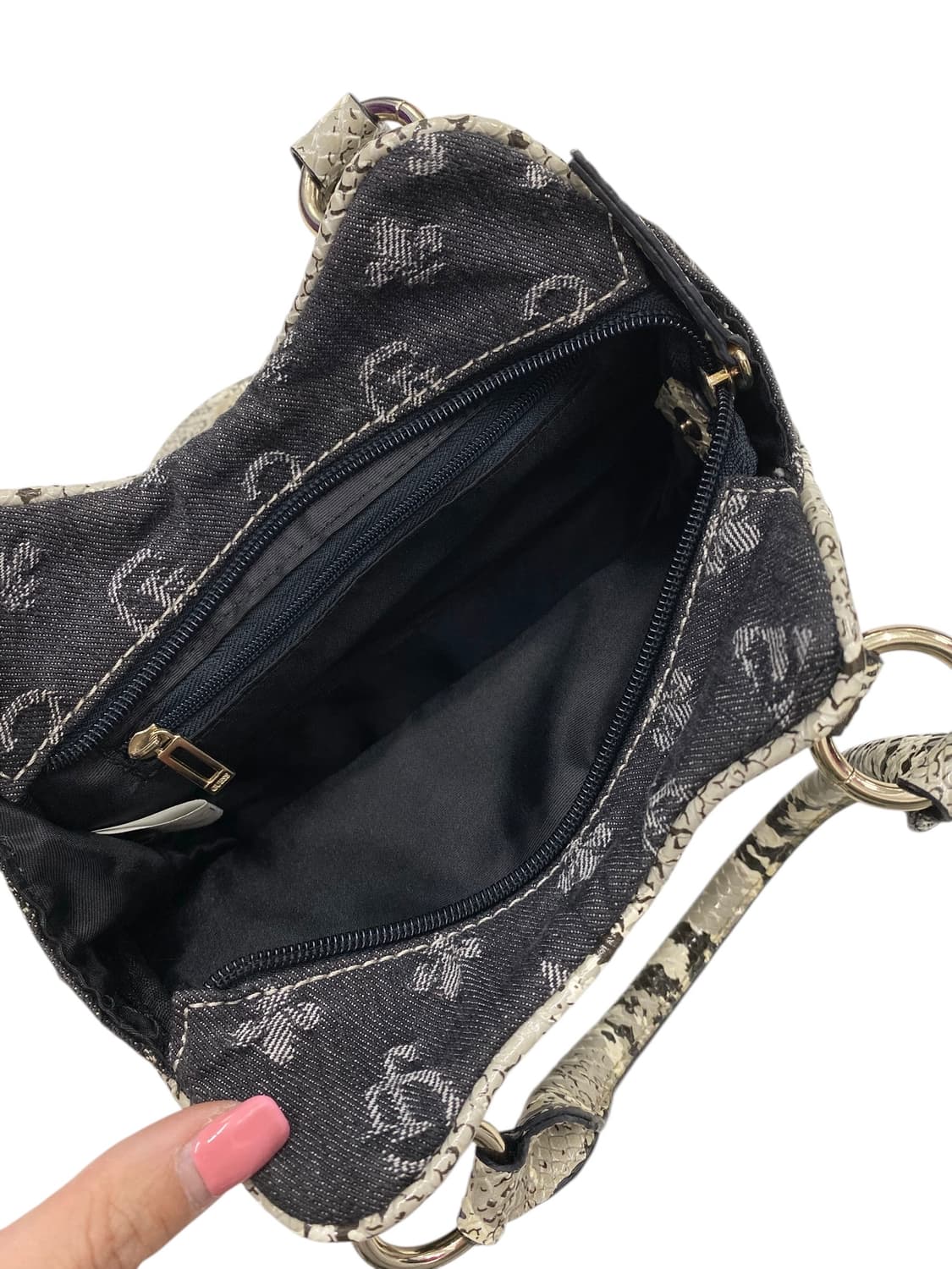 게스 y2k 데님 스네이크 미니 토트백 상품이미지3