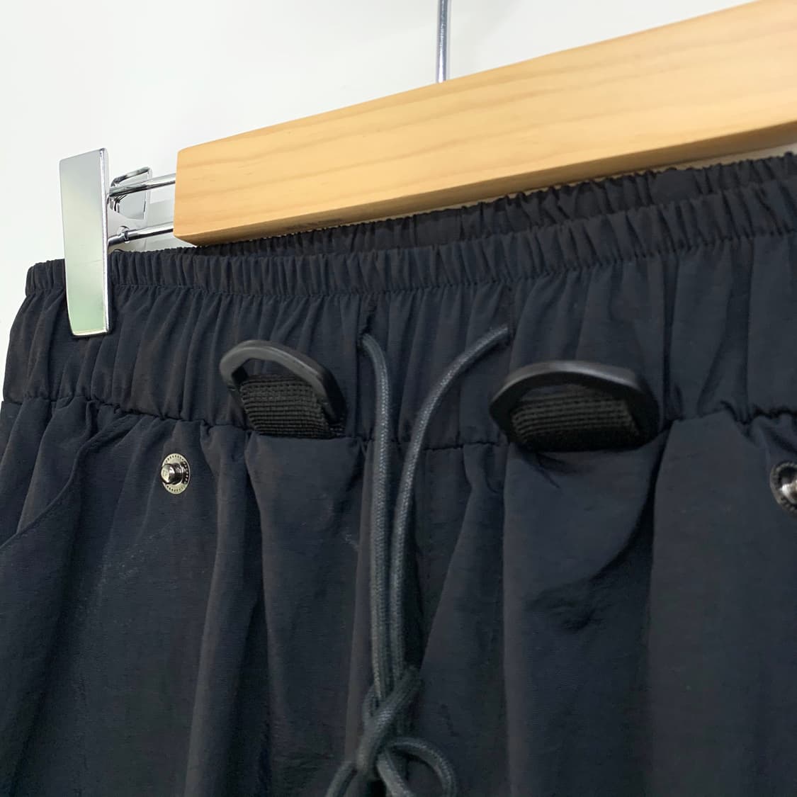 드네이지 유틸리티 더블 포켓 나일론 우븐 조거 팬츠 상품이미지9