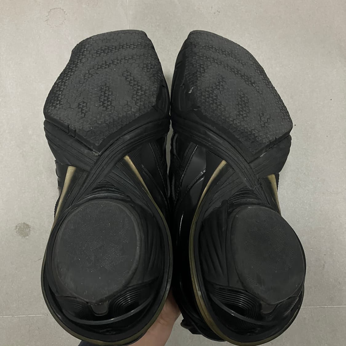 [43] 발렌시아가 타이렉스 상품이미지3