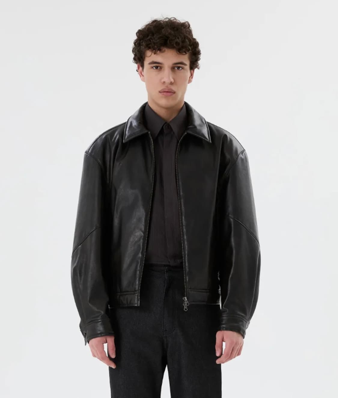 아모멘토 25FW 비건 레더 블루종 S 사이즈 판매 상품이미지1