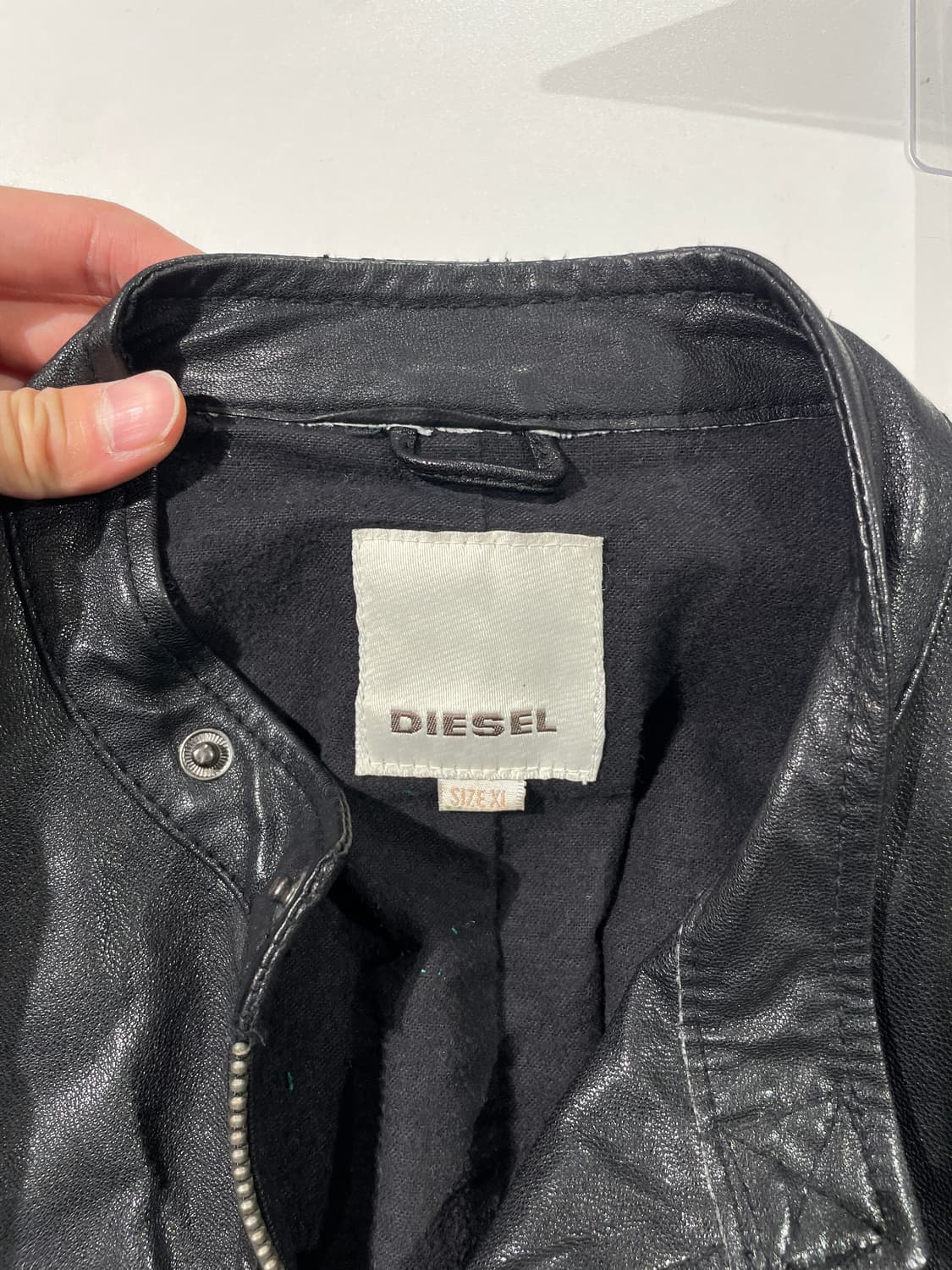 디젤 블랙 유틸리티 글로시 쉽 레더 자켓 상품이미지7