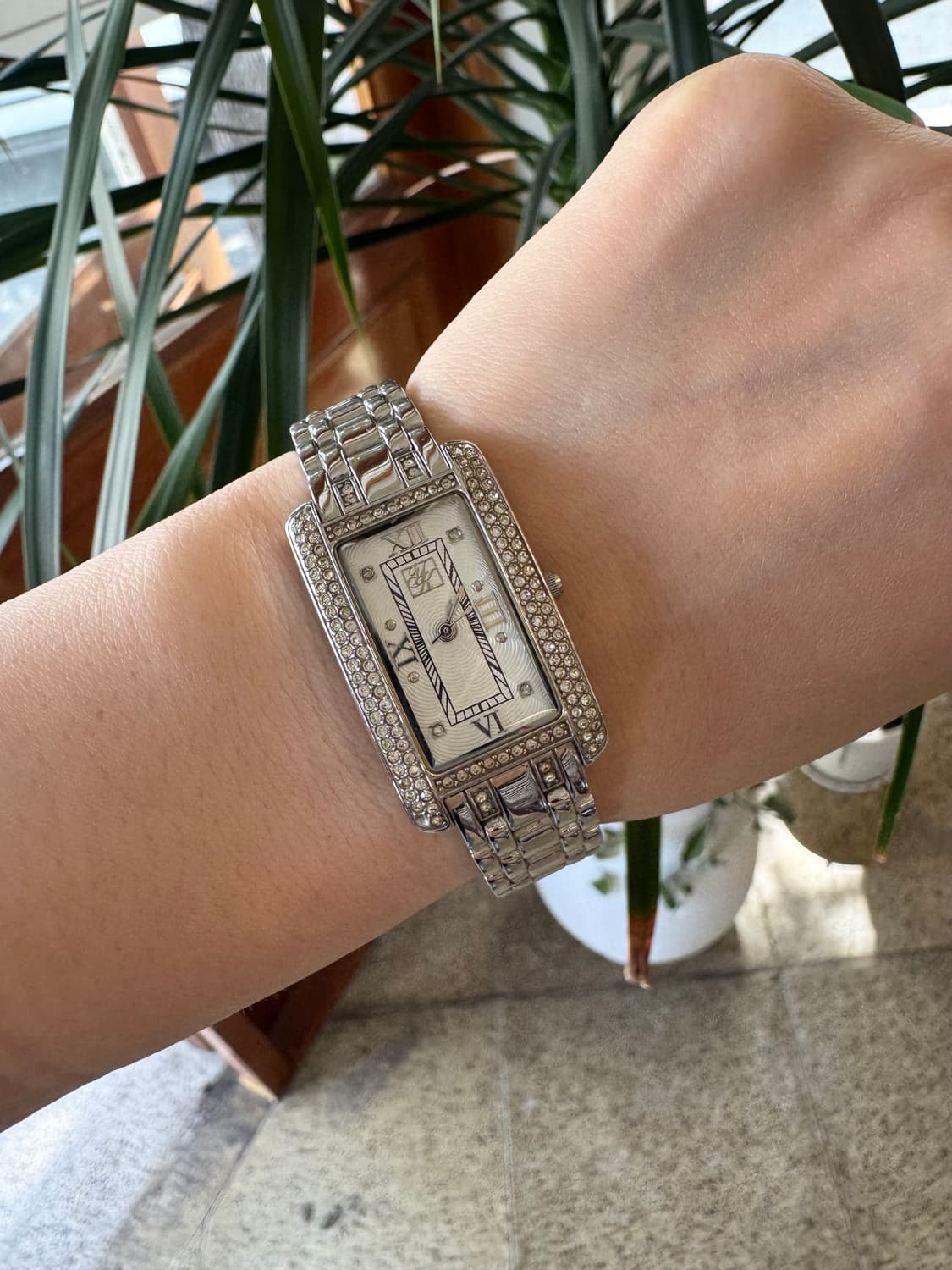  빈티지 클래식 주얼리 큐빅 워치 상품이미지6