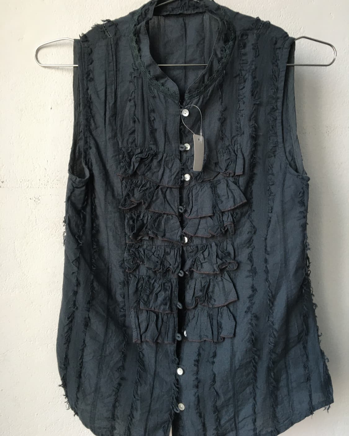 Ruffle point vest 상품이미지3