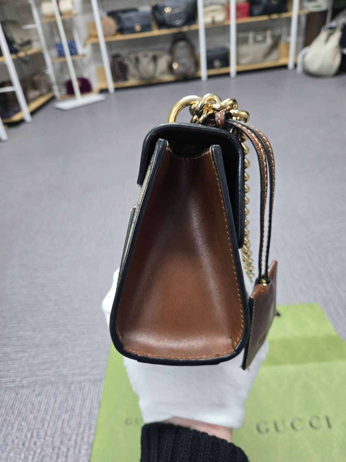 [특가][정품] 구찌 패드락 숄더백 상품이미지4