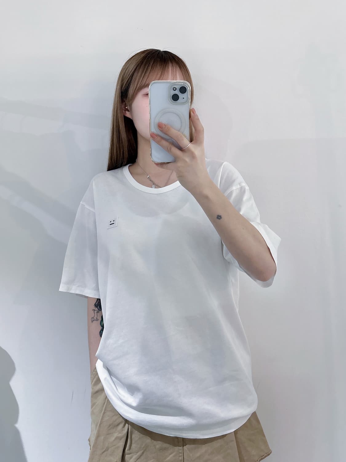 아크네스튜디오 내쉬 페이스 반팔 상품이미지1