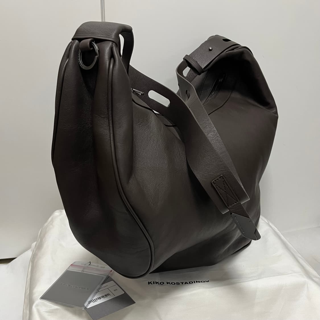 키코 코스타디노브 25fw MORAVIA 레더 백/초콜렛 상품이미지1