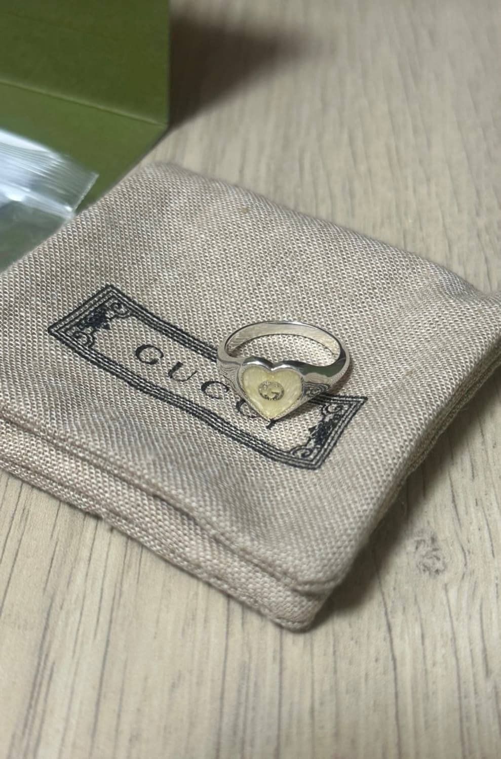 구찌 인터로킹 하트링 반지  상품이미지1