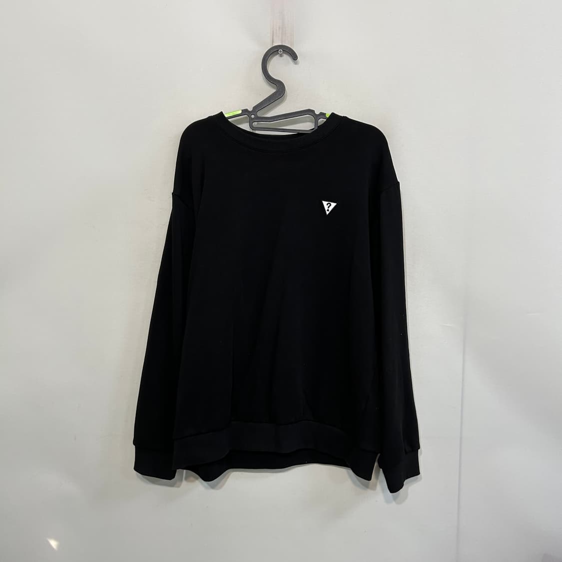 게스 2023 남성 기모 맨투맨 105 상품이미지1